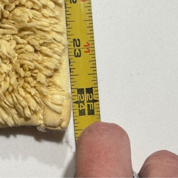 Golden Yellow Soft Tufted Bath Mat Nonskid Back - Picture 7 of 9